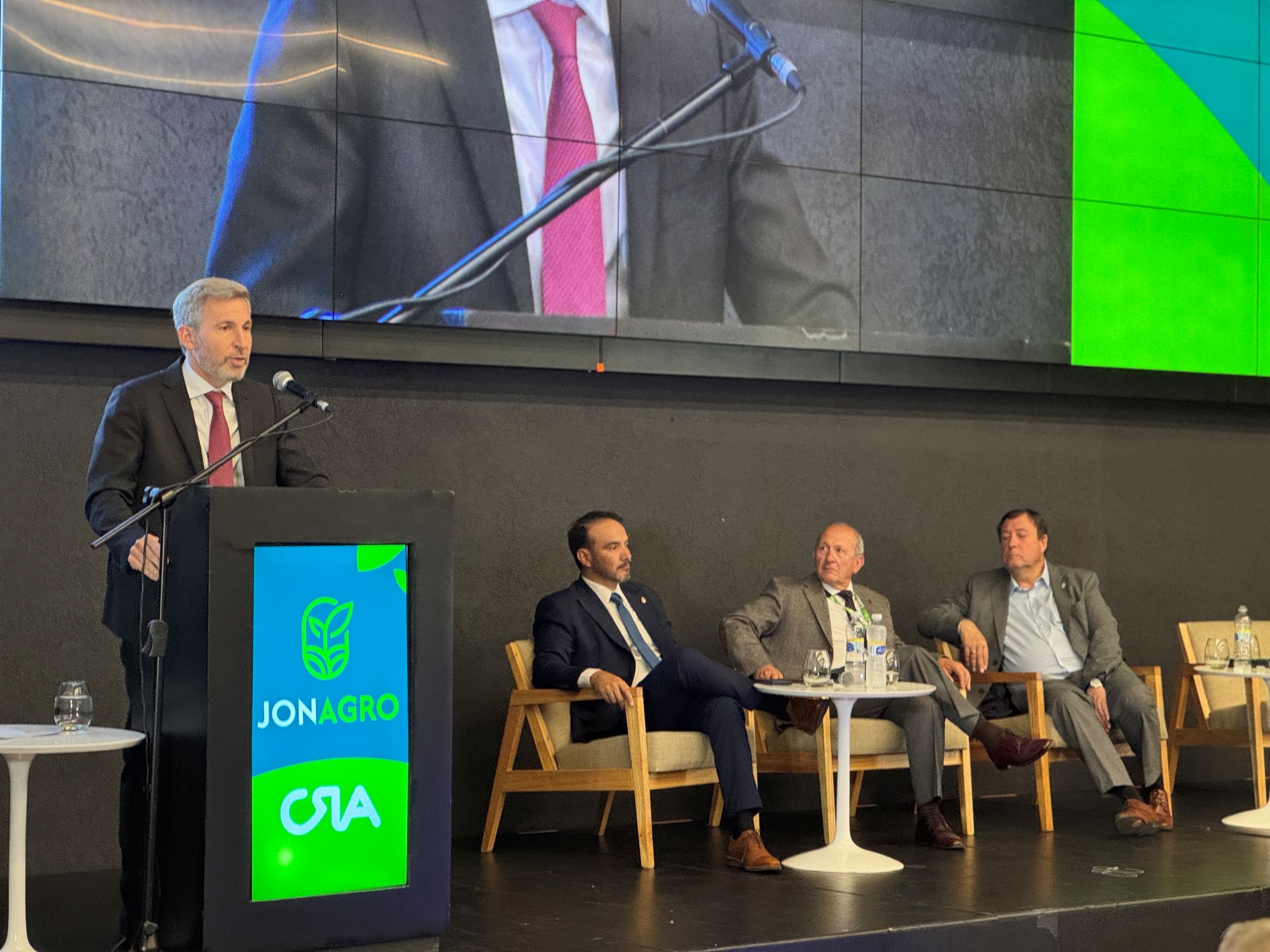 Frigerio impulsa un nuevo pacto fiscal