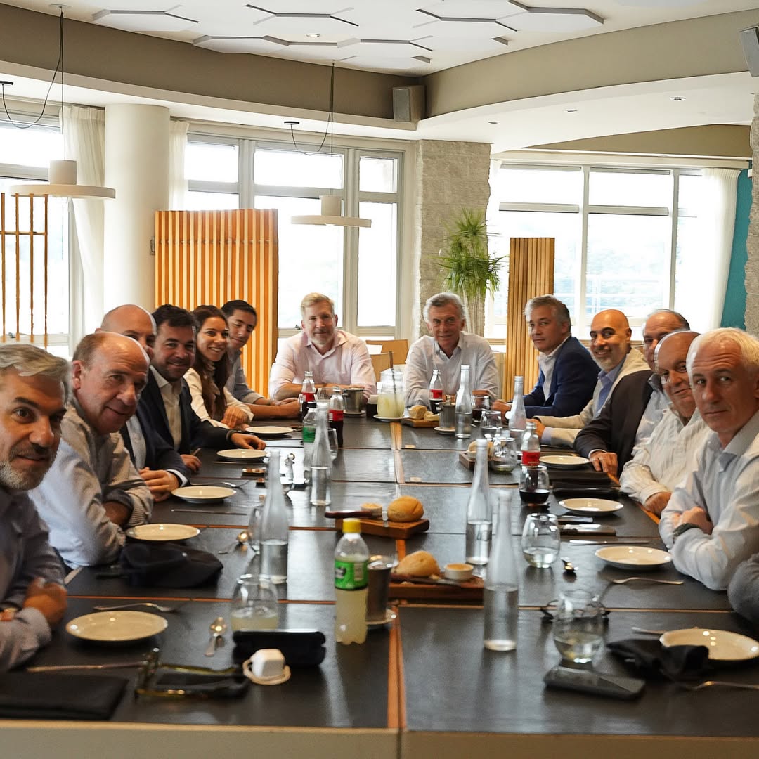 Macri almorzó con Frigerio en Paraná y dejó señales de 2027 en un PRO que busca reordenarse