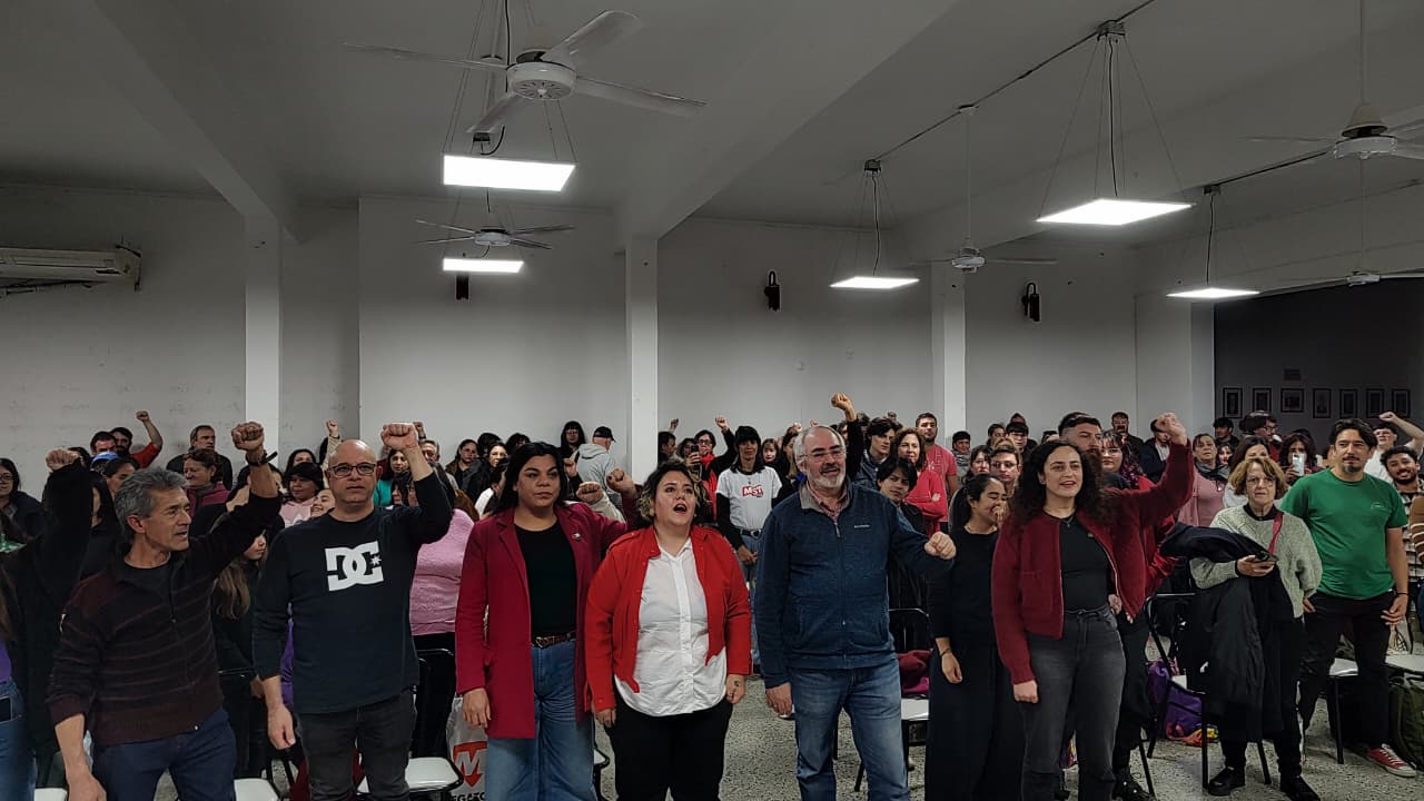 Bodart encabezó un acto en Paraná y rechazó la reforma previsional: Nos quieren hacer trabajar hasta morir